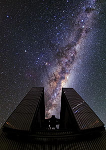 La Silla possiert für eine Ultra HD-Aufnahme