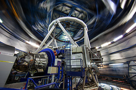 HAWK-I at VLT during the UHD Expedition