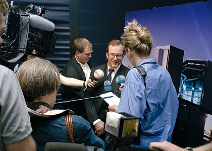 VLT first light press conference