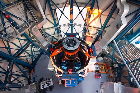 The VLT Survey Telescope (VST)