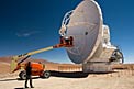 An ALMA antenna on the plateau of Chajnantor
