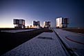 Die Beobachtungsplattform des Paranal nach Sonnenuntergang