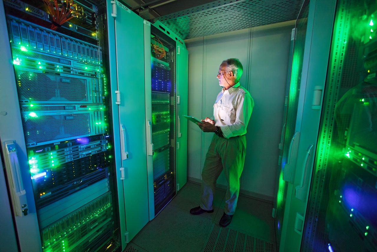 Computing at ESO Through the Ages