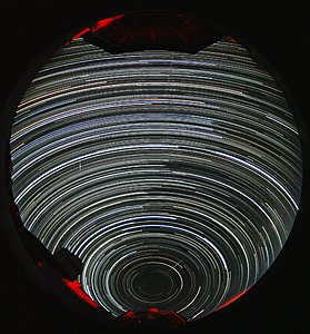 Southern Hemisphere circumpolar star trails