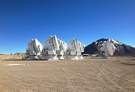 ALMA Antennas on the Chajnantor Plateau in northern Chile