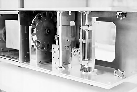 Assembling the ESO 1-metre telescope