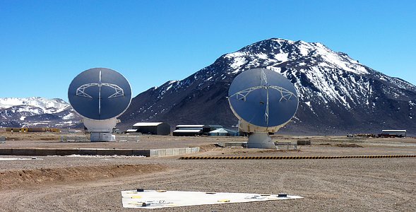 ALMA Antennae with Stunning Mountain Backdrop