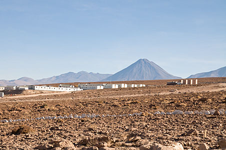 Around the ALMA OSF