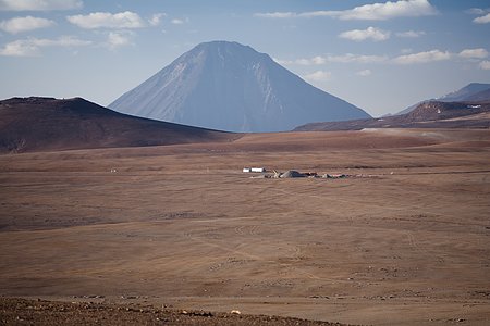 Licancabur volcano looks over the ALMA site