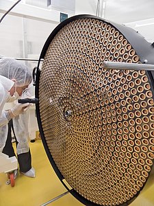 Deformable secondary mirror