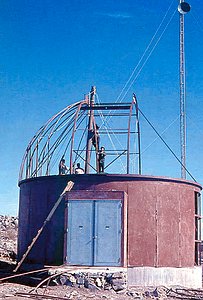 Assembling the ESO 1-metre telescope