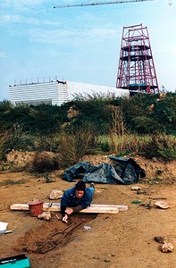 Archaeological research during the construction of the REOSC factory in the early 1990s