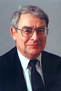 Riccardo Giacconi, ESO Director General