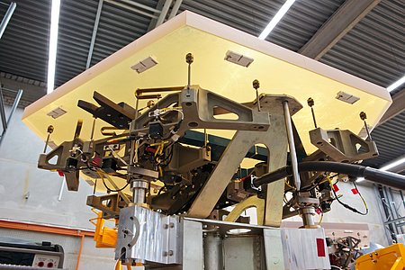 E-ELT mirror segments being tested