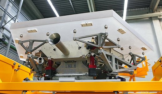 E-ELT mirror segments being tested