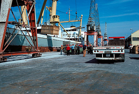 The ESO 3.6-metre telescope parts arriving to Chile