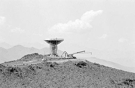 Construction of the Swedish-ESO Submillimetre Telescope