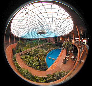 The Paranal Residencia
