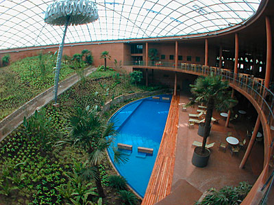 The Paranal Residencia