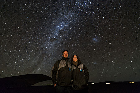 Danmarks kronprinspar beundrer stjernehimmelen over ESOs Paranal-observatorium