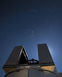 UT3, the Moon and Hubble Space Telescope