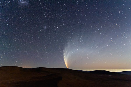 Comet McNaught over the Pacific Ocean