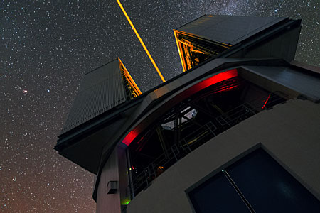Laser of the VLT in UHD