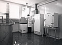 Photographic plate refrigerator