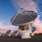 La copertina del calendario 2017 dell’ESO