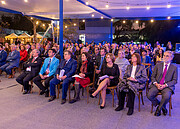 público asistente a la ceremonia de celebración de los 60 años de ESO en Chile
