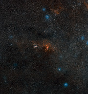 Imagen de campo amplio del cielo alrededor de NGC 3582