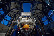 El Telescopio de Rastreo del VLT observando bajo la luz de la Luna