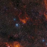 Vue étendue du ciel autour de l'amas d'étoile NGC 3572
