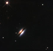 Den protoplanetariske skive 'Den flyvende Tallerken' omkring stjernen 2MASS J16281370-2431391 II