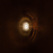 Schijf rond de ster HD97048