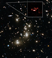ALMA og Hubbleteleskopet viser den fjerne galake A2744-YD4