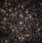 Hubble-Bild des Kugelsternhaufens NGC 3201 (unbeschriftet)