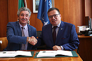 Podpis dohody o přistoupení Irska k ESO