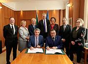 Firma del acuerdo de adhesión de Irlanda