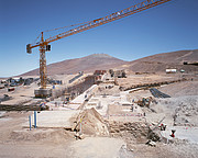 Building the Paranal Residencia — from turbulence to tranquility (historical image)
