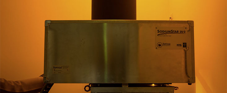 O primeiro laser de sódio de 22 watts para a Infraestrutura de Óptica Adaptativa