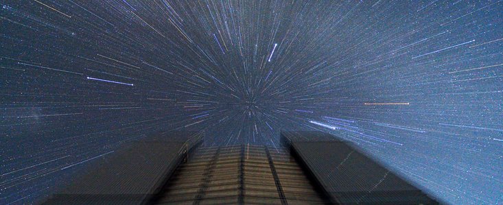Ungewöhnliche Sternspuren-Ansicht des VLT