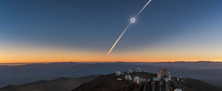 Cena do ESOcast 209: Divulgação e ciência durante o Eclipse Total do Sol em La Silla