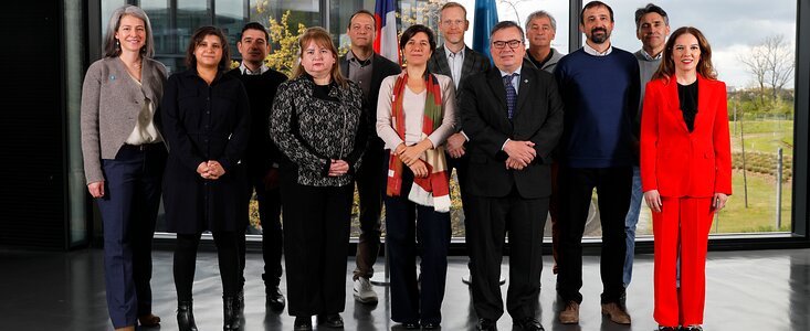 Group photo of the visit of Minister Etcheverry to ESO Headquarters