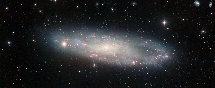 Imagem da galáxia em espiral NGC 247 obtida pelo Wide Field Imager