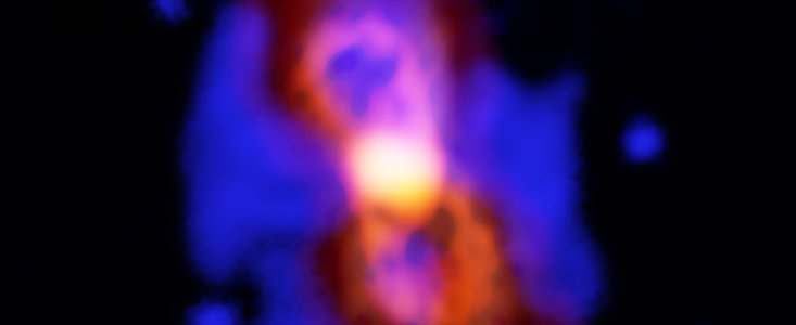 Moléculas radioactivas en los restos de una colisión estelar