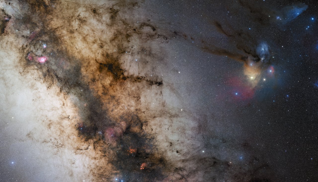 A 340-million pixel starscape from Paranal