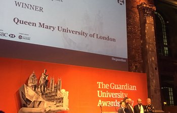 Pale Red Dot-Kampagne gewinnt den Universitätspreis des Guardian