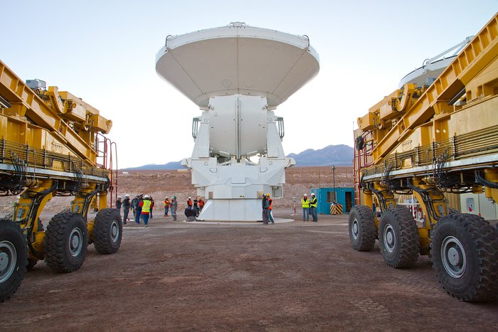 First European ALMA antenna handed over to Joint ALMA Observatory