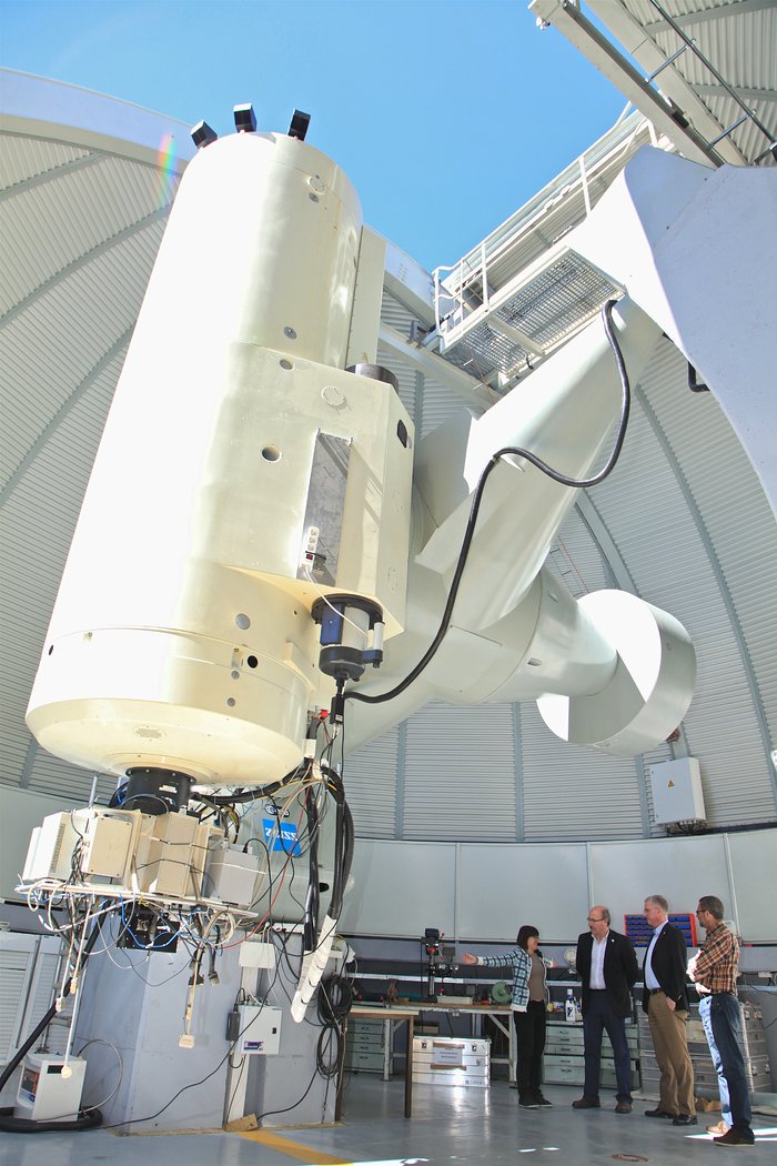 O Diretor Geral do ESO visita a Estação Óptica no Observatório de El Teide (Tenerife)